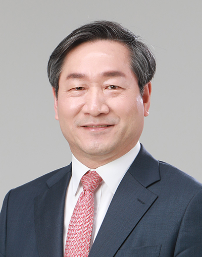 유정복 전 인천시장이 22일 윤석열 전 검찰총장의 대선 캠프에 합류했다.